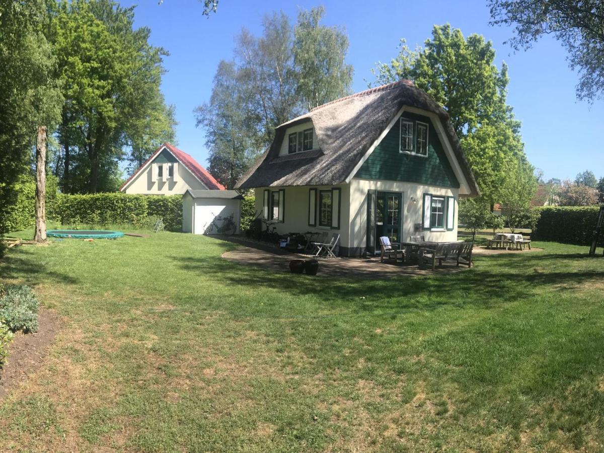 Beautiful Holiday Home In Heeten With Private Garden Szoba fotó