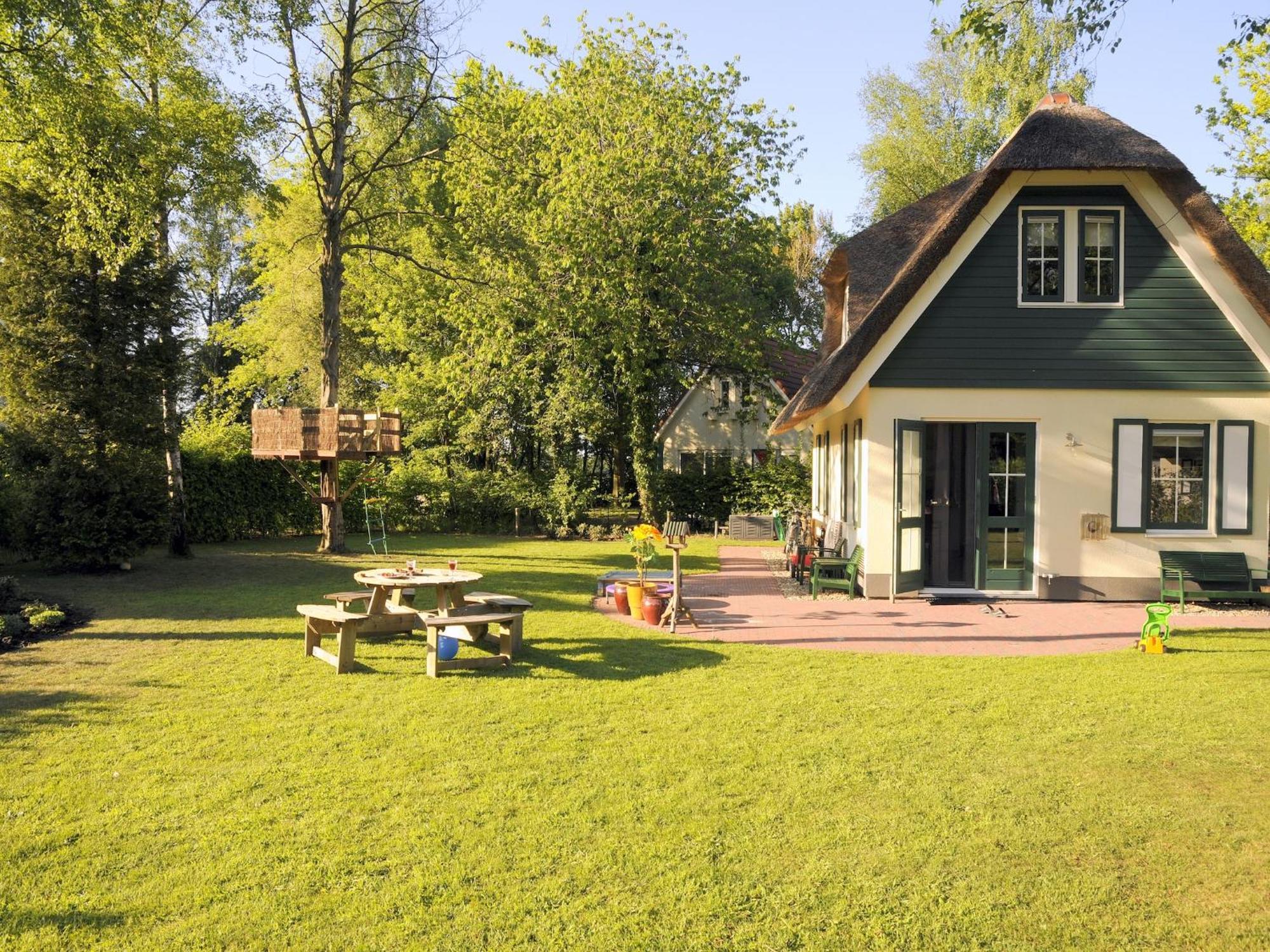 Beautiful Holiday Home In Heeten With Private Garden Kültér fotó